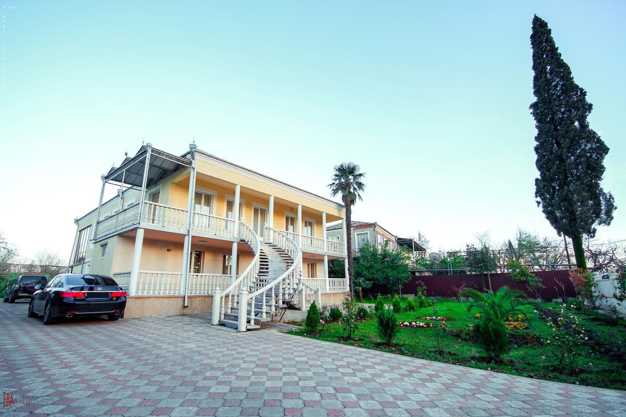 Green Garden Guest House Tskhaltubo Extérieur photo
