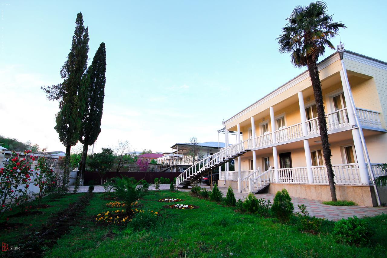 Green Garden Guest House Tskhaltubo Extérieur photo